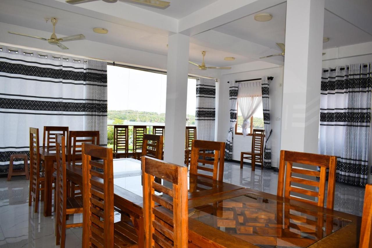 Holiday Villa Trincomalee Exteriér fotografie